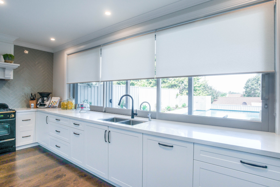 Sliding_Doors roman blinds dubai