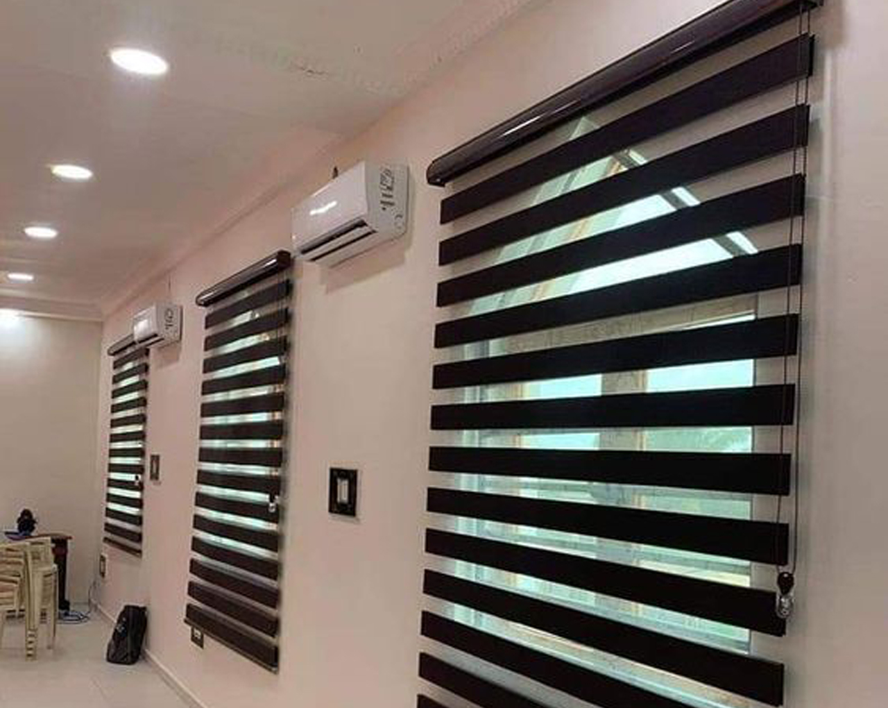 horizontal blinds in dubai